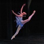 Grace_in_winter,_contemporary_ballet
